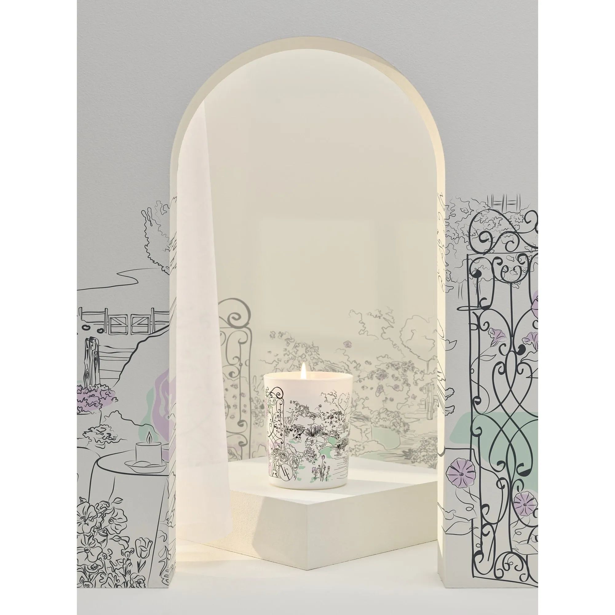 La Francaise Bougies Scented 180 g Candle - Romantic Garden (7251)