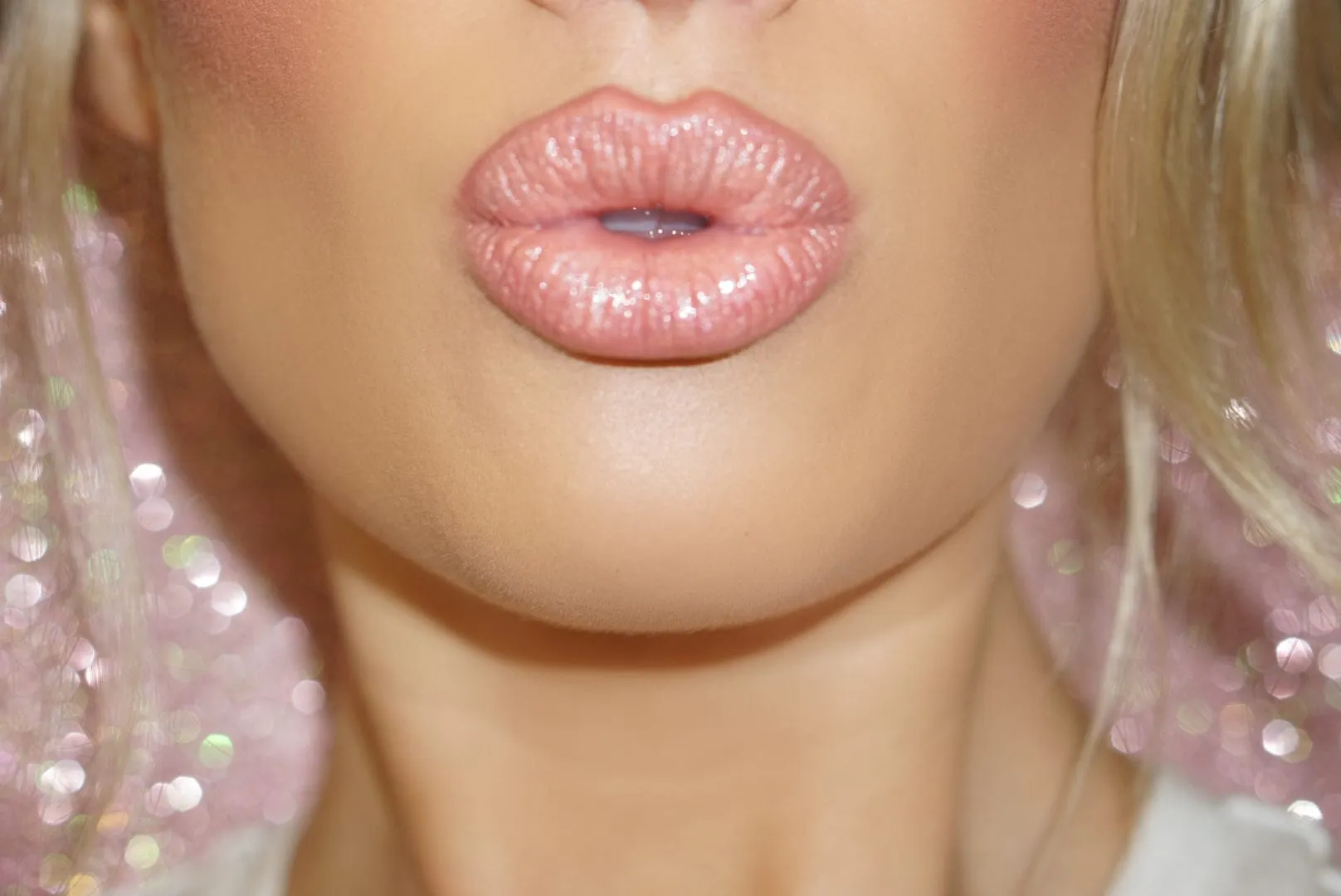 Pink Puff Plumping Gloss