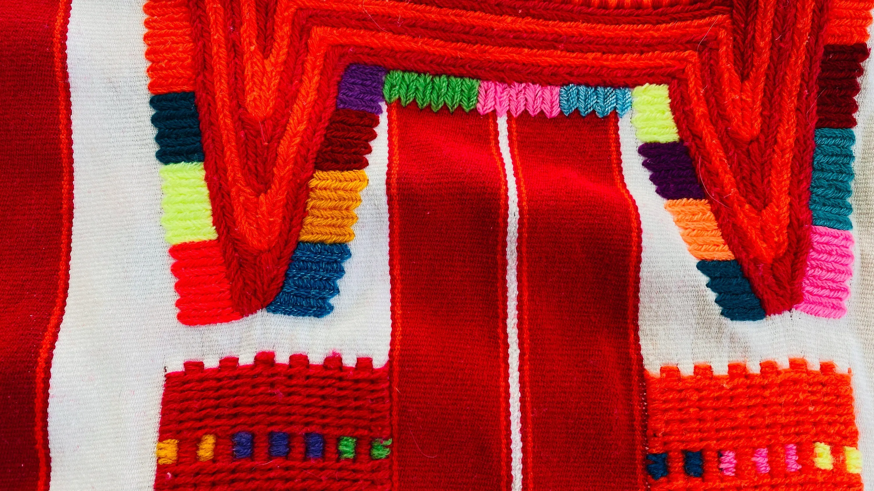 Vintage Oxchuc Mexican Huipil. Vibrant Mayan Textile. 0049